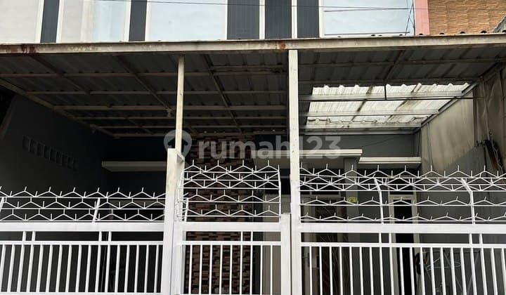 Family-Friendly House for Sale in Tunggulwulung, Malang, Ready to Occupy