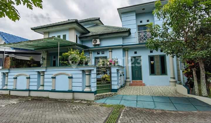 RUMAH CANTIK DAN MEWAH DEKAT KAMPUS UGM DAN UII DI PALAGAN KM 9
