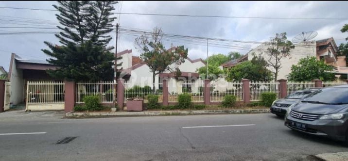 RUMAH CANTIK DAN ASRI DI TIMOHO