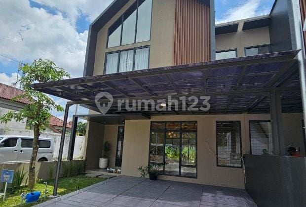 Rumah Mewah Dalam Cluster Exlusive Jalan Palagan Km 9