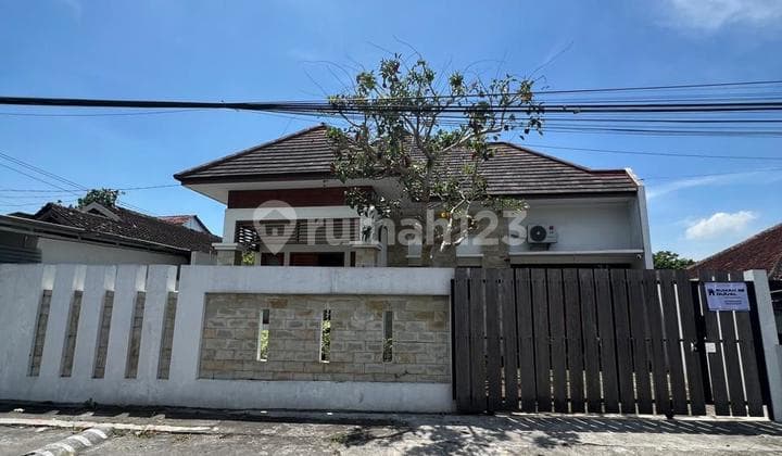 Rumah Full Funiture Dekat Kampus Uii di Jalan Kaliurang Km 10