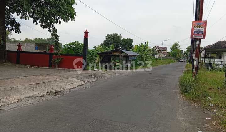 Tanah Bonus Bangunan Rumah Limasan di Berbah