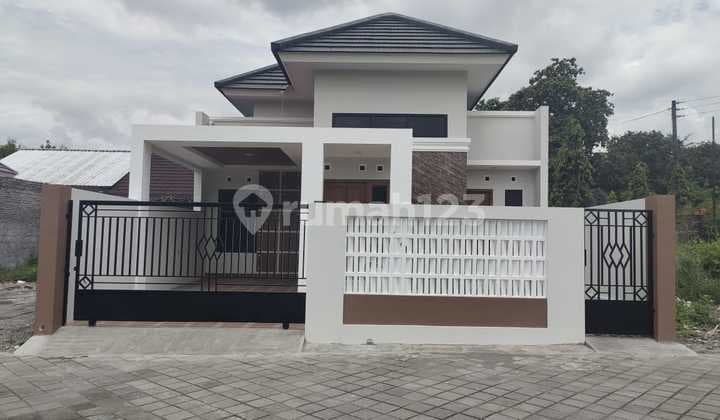 Rumah Baru Cantik Siap Huni di Maguwo