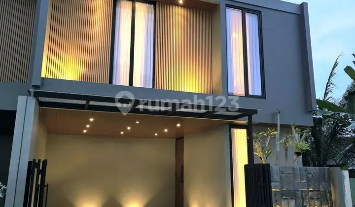 New Full Furniture House in Wedomartani