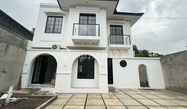 Rumah Baru Siap Huni Di Jalan Gito Gati
