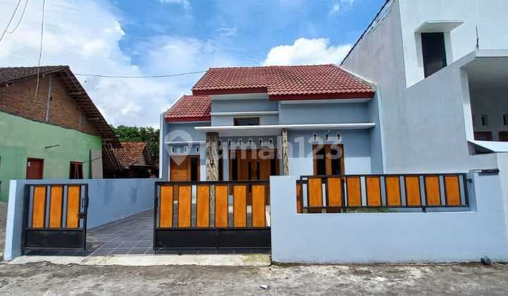 Rumah Baru Siap Huni Di Jalan Godean Km 8
