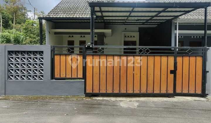 Rumah Baru Siap Huni Di Jalan Palagan Km 11