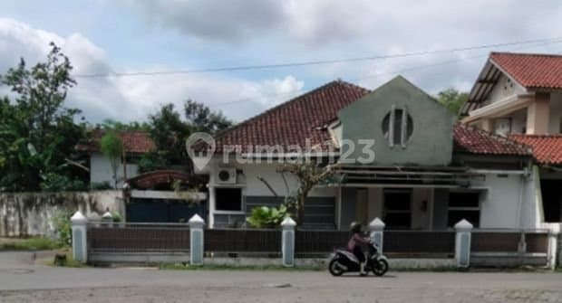 Tanah Bonus Bangunan di Seturan