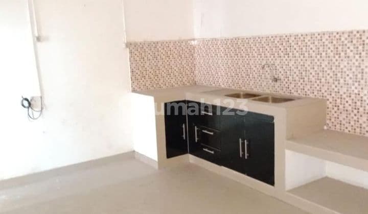 Rumah Siap Huni di Roxy Jakarta Pusat