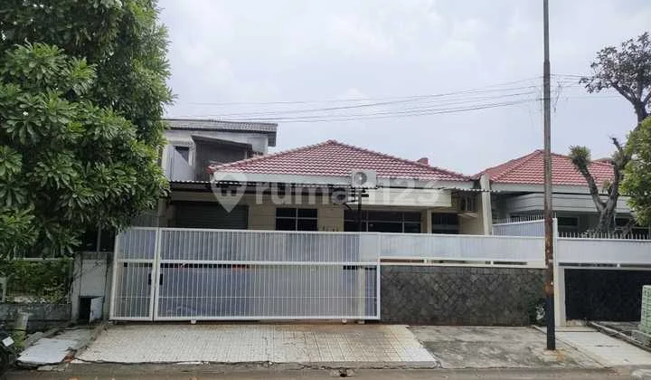 Rumah di Metro Permata 1 Uk 10X18 SHM Lokasi Bagus