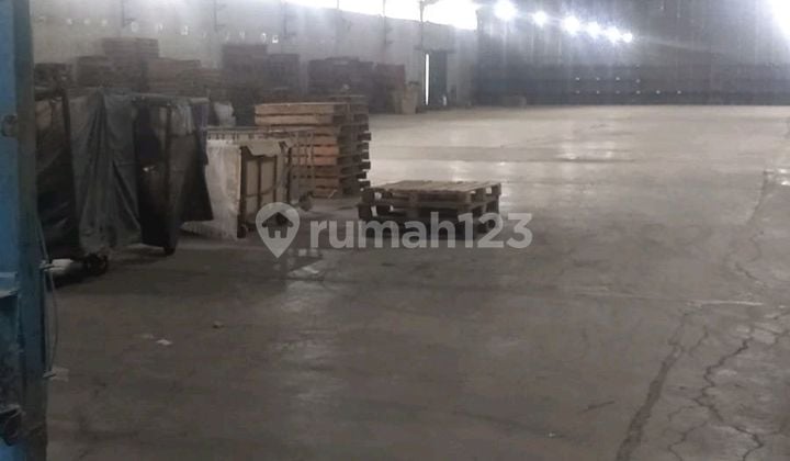 Ready-to-Use Warehouse Container Access Moch Toha Dayeukolot