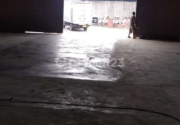 Gudang Siap Pakai Akses Kontainer 40ft Aman Bebas Banjir