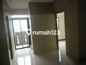 Unit 3 BR Gateway Ahmad Yani - City View Cantik, Harga Menarik
