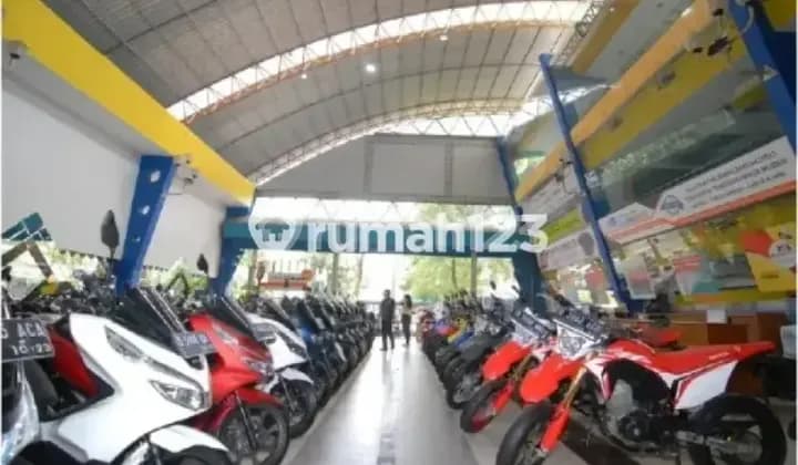 Gedung Mainroad Full Furnish Cocok Utk Showroom/Kantor di Pungkur