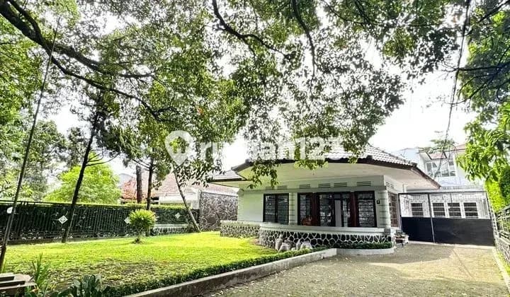 Rumah Bangunan Belanda Dekat Gedung Sate di Riau Bandung