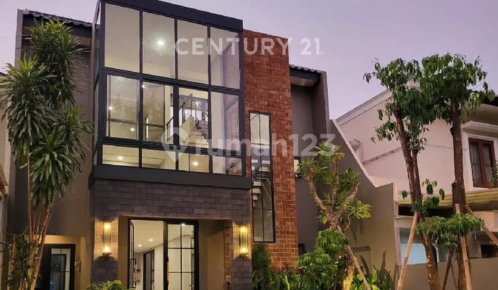 Dijual Rumah 3 Lantai Di Cluster Versailles BSD City