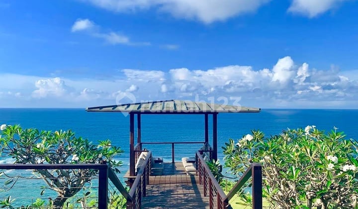 Spectacular Cliff Edge View Villa Pandawa Bali