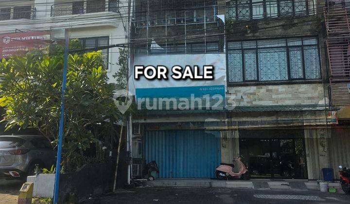 Busy Commercial Shop House at Gunung Agung, Denpasar, Bali