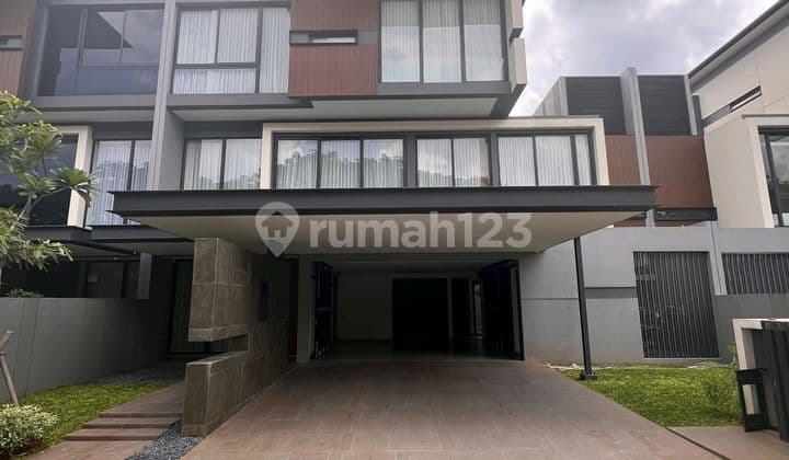 Rumah Mewah Dan Furnish Navapark Cluster Lyndon Harga Nego