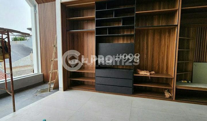 Rumah Baru Minimalis Modern 5,5x18,5 di Duri Kepa Jakarta Barat