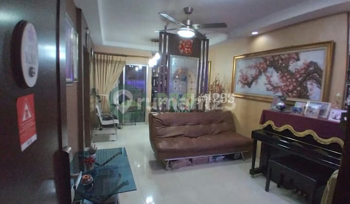 Dijual Mediterania Garden 2 Type 3 Kamar Renoved Jd 2 Kamar Besar di Jakarta Barat