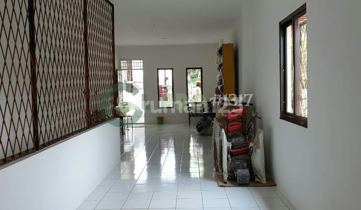 Ruko 3 Lantai ukuran 4x31 di Jalan Kedoya Pesing Jakarta Barat