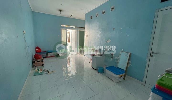 For Sale Fast Lucky House 6.5x20.5 in Jagakarsa, South Jakarta