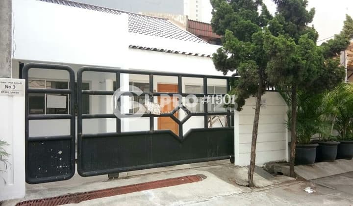 House for Rent in Tanjung Duren Location near Central Park Mall in West Jakarta