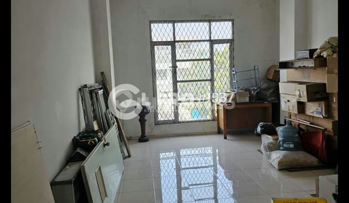 Dijual Ruko Berserta Usaha Apotek Langsung Berbisnis Lokasi Strategis di Jalan Muwardi Grogol Jakarta Barat