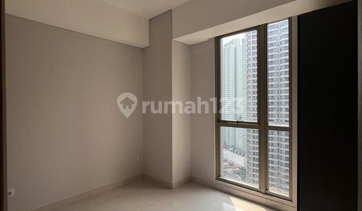 Dijual Apartemen Taman Anggrek Residence 2 Bedrooms 44 Sqm Semi Furnished di Tanjung Duren Jakarta Barat