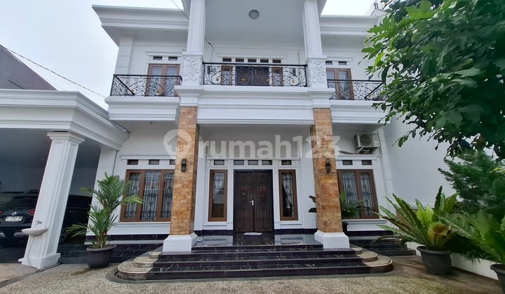 Rumah Dijual di Kelapa Dua Padurenan Mustika Jaya Bekasi
