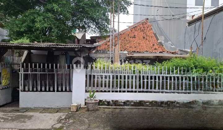 Rumah Dijual Dijual di Keutamaan Dalam Jakarta Barat