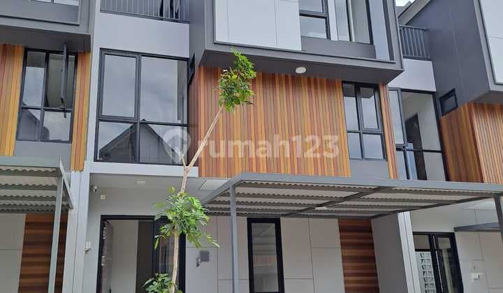 Jual Rumah Bangunan Baru di Kota Wisata Cibubur