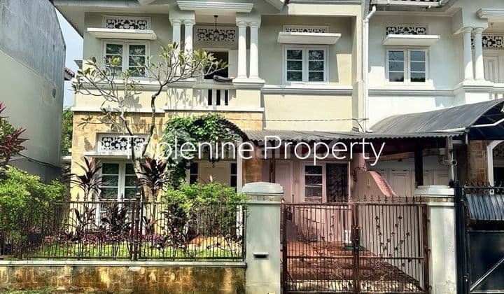 Quick Sale Classic House One Step to Cibubur Mall