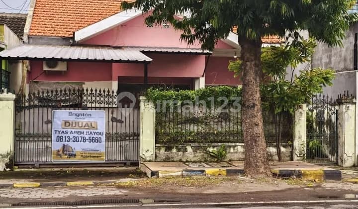 Tyas- DiJual Rumah di JALAN SLAMET RIYADI , Kartoharjo , Madiun