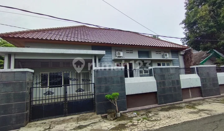 Jeffry - Rumah hook siap huni pusat kota Pasuruan di perumahan Pondok Sejati Indah