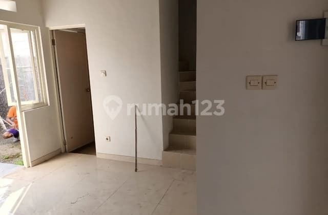 Frida- Disewakan Rumah di GRAND ALEXANDRIA , Gedangan , , Jawa Timur
Deskripsi Properti,
Transaksi : Sewa
Tipe : Rumah
Alamat : GRAND ALEXANDRIA
Lokasi : Gedangan , , Jawa Timur
Sertifikat : SHM
Luas Tanah : 72 m2
Luas Bangunan : 46 m2
Kamar Tidur : 2