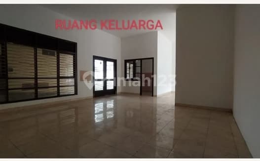 Frida- Disewakan Rumah di NGAGEL JAYA SELATAN , Ngagel , Surabaya , Jawa Timur
Deskripsi Properti,
Transaksi : Sewa
Tipe : Rumah
Alamat : NGAGEL JAYA SELATAN
Lokasi : Ngagel , Surabaya , Jawa Timur
Sertifikat : HGB
Luas Tanah : 478 m2
Luas Bangunan : 34