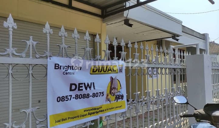 DEWI- DiJual Rumah di JALAN PANJAITAN TAMAN ASRI KOTA MADIUN , Taman , Madiun