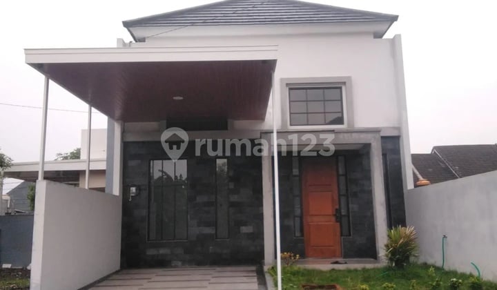 Jeffry- DiJual Rumah di GRAND ROYAL REGENCY , Taman , Sidoarjo