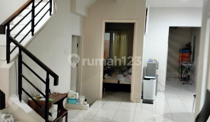 7x17m House in Azalea, Gading Serpong, Tangerang, Banten.