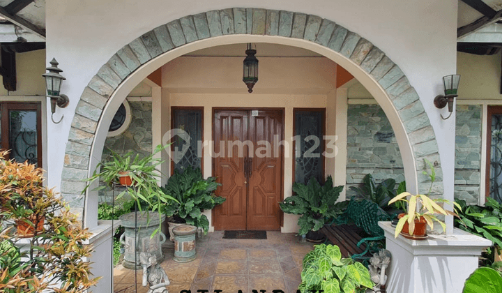 Rumah Tua Di Jual Minimalis Siap Huni Area Elit Cilandak