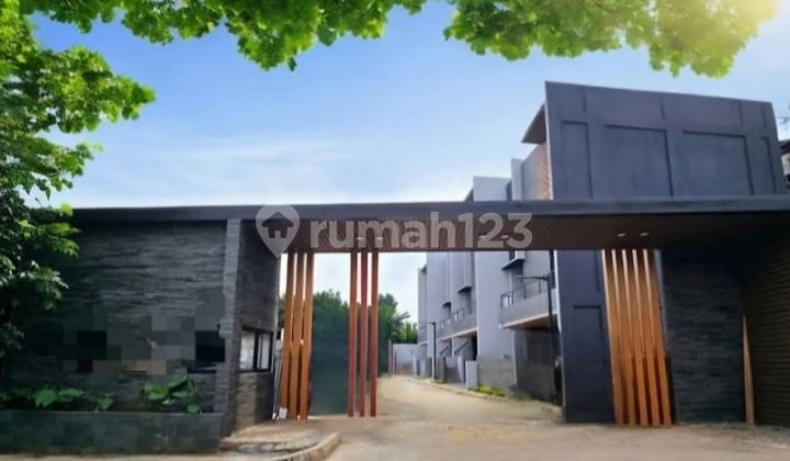 Rumah Baru Siap Huni di Jual Permata Hijau