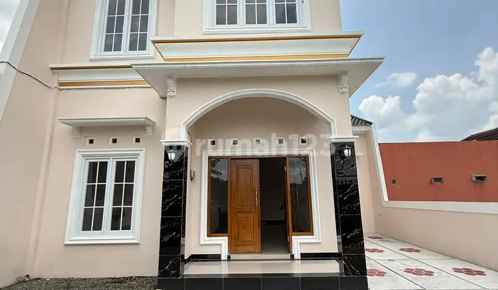 Rumah Mewah 2 Lantai Harga Murah Dalam Cluster