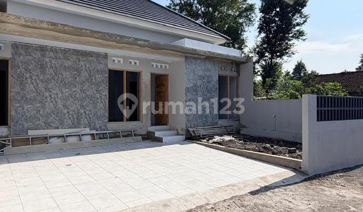 Murah Banget, Rumah Baru Limasan Modern di Cangkringan Sleman
