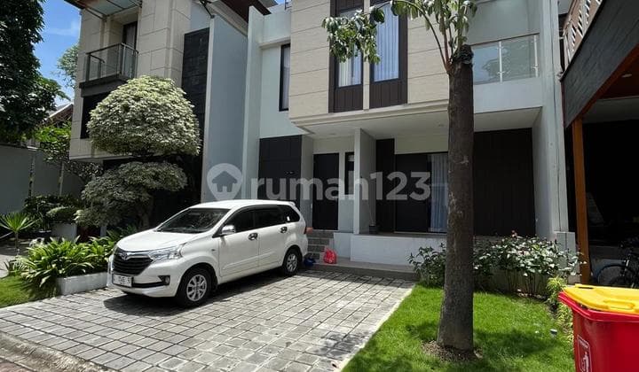 Rumah Premium 2 Lantai Full Furnished di Perunahan Hyarta Ecovillage