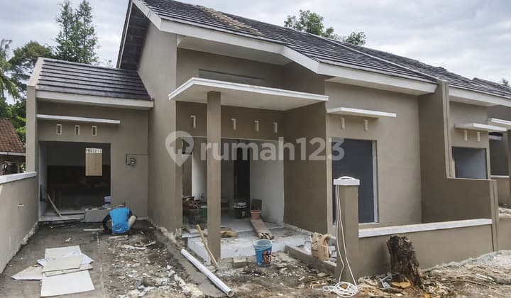 Rumah Cantik Modern Super Murah di Minggir Sleman