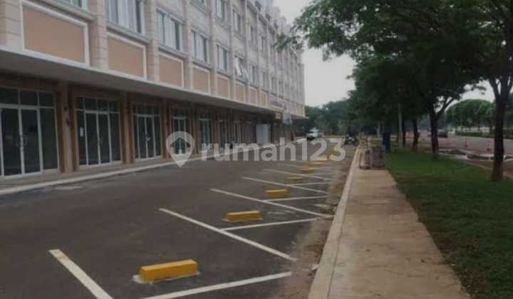 For Sale: The Walk JGC Shop House