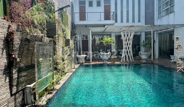 For Sale Spacious Luxury House Corner Position In Bintaro Jaya Sector 8