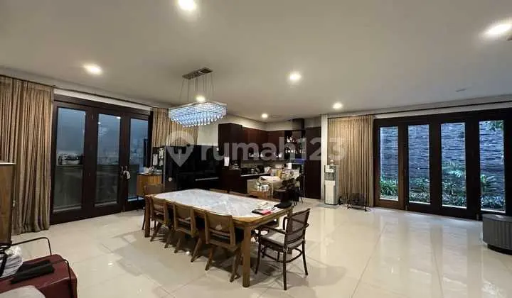 Dijual Cepat Rumah Clasic Bukit Gading Villa Kelapa Gading